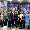 Глава администрации Роговского поздравил сотрудников ОП «Колокольчик» с наступающими праздниками 