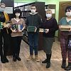 Молодые парламентарии Роговского приняли участие в акции «Подари книгу библиотеке»