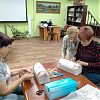 Мастер-класс по плетению кружев на коклюшках провели в ДК «Юбилейный» в Роговском