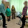 Получатели социальных услуг в Роговском посетили занятие по вокалу